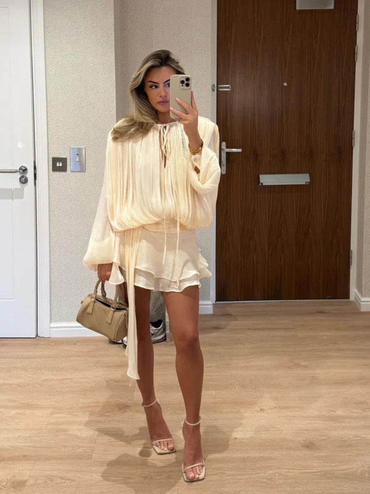 Vestido Curto Manga Lanterna Zunna Karina