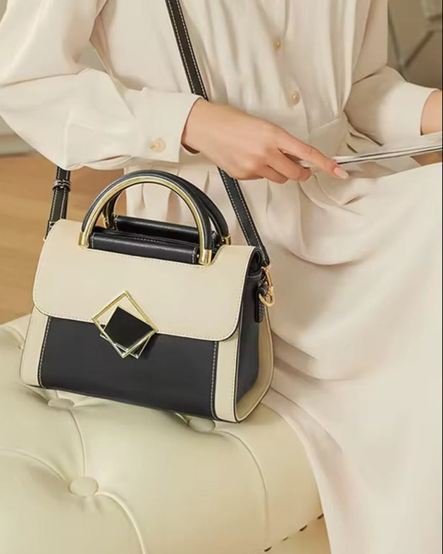 Bolsa Feminina Transversal de Alça Ajustável